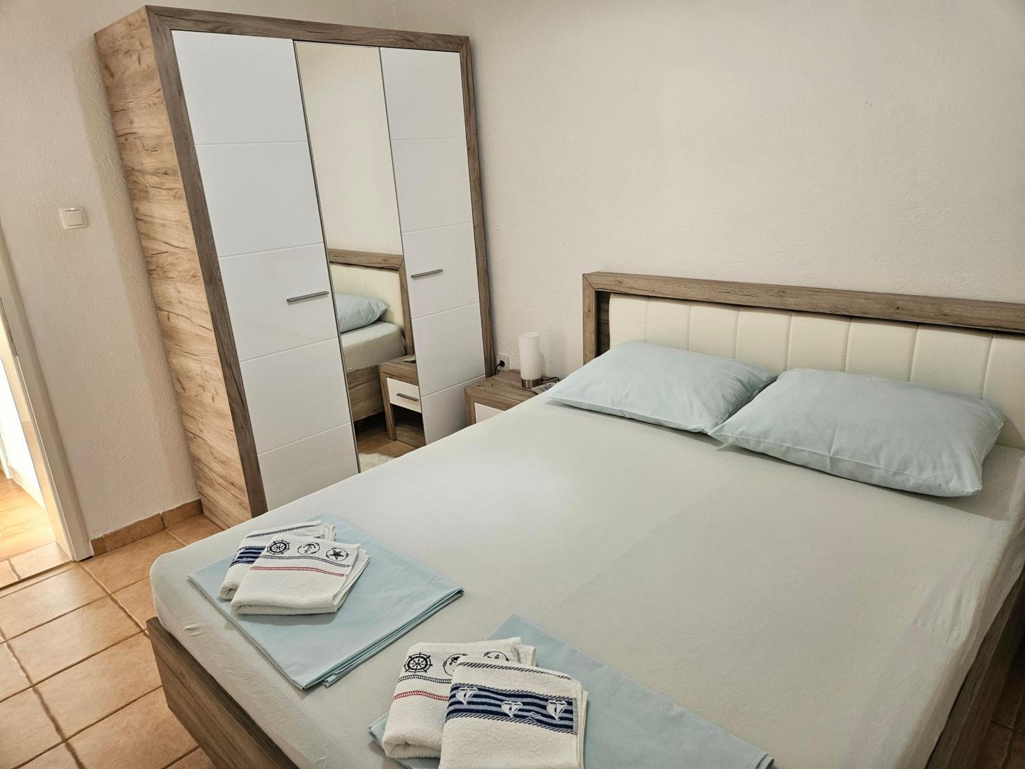 Apartments Mara Splitska Luaran gambar